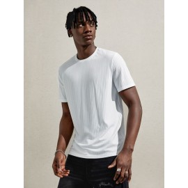 Men Ribbed Knit Solid Tee